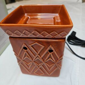 Scentsy "Savoy" Large Wax Warmer - Burnt Orange